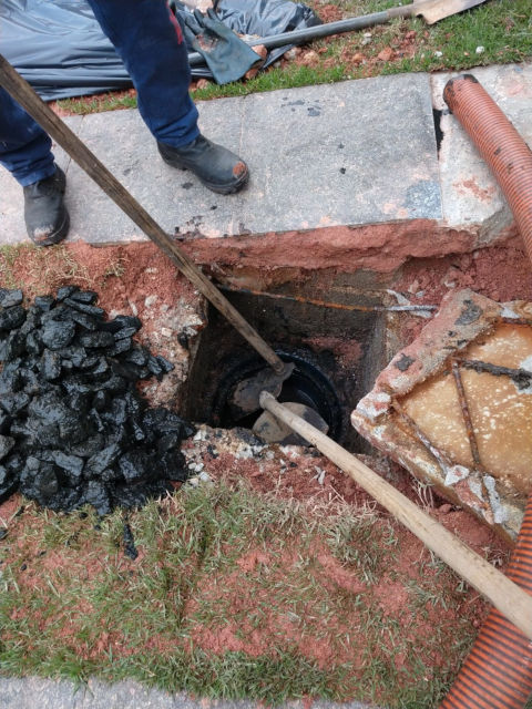 Desentupidora e limpa fossa em Itapevi